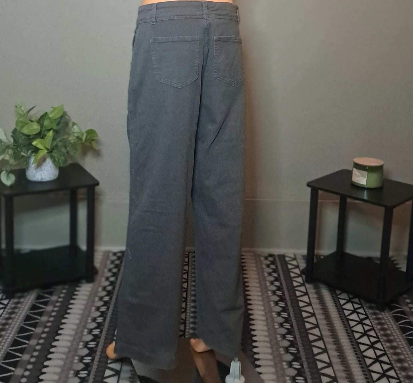 XL Perfectly Undone Colored Jean