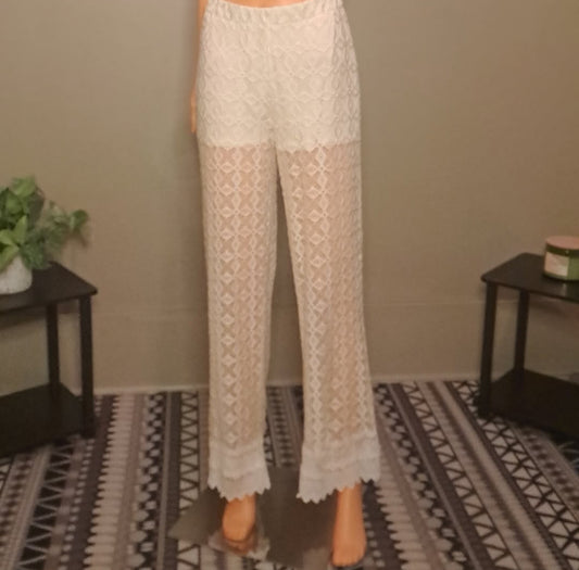 L 11/13 White Hot Lace Pants