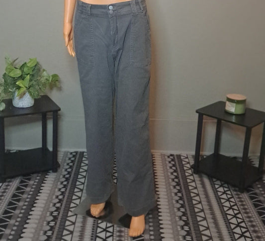 XL Perfectly Undone Colored Jean